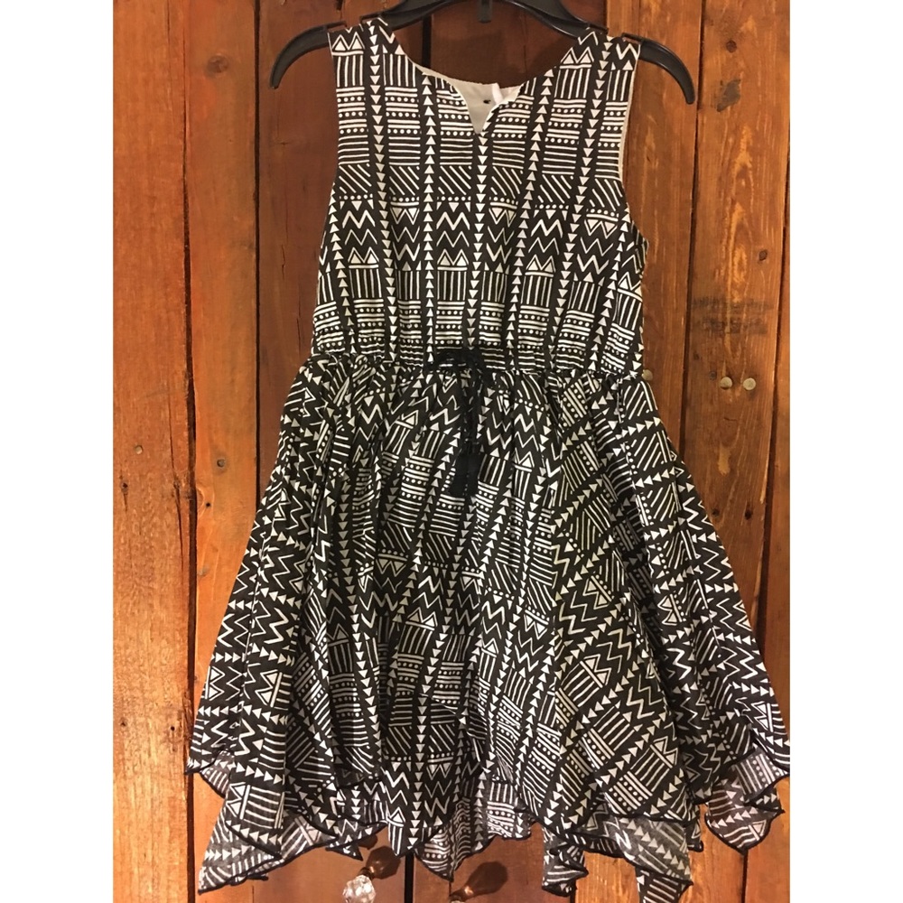 Aztec print girls dress